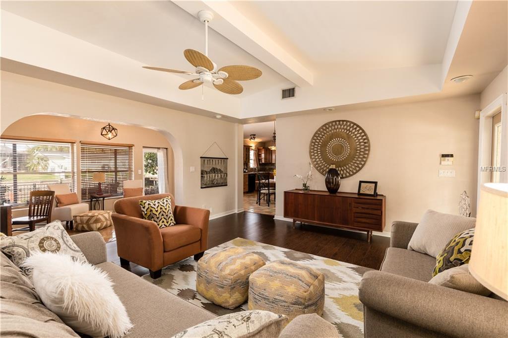 181 78TH AVENUE N, ST PETERSBURG, Florida 33702, 2 Bedrooms Bedrooms, 4 Rooms Rooms,2 BathroomsBathrooms,Residential,For sale,78TH,U7847419