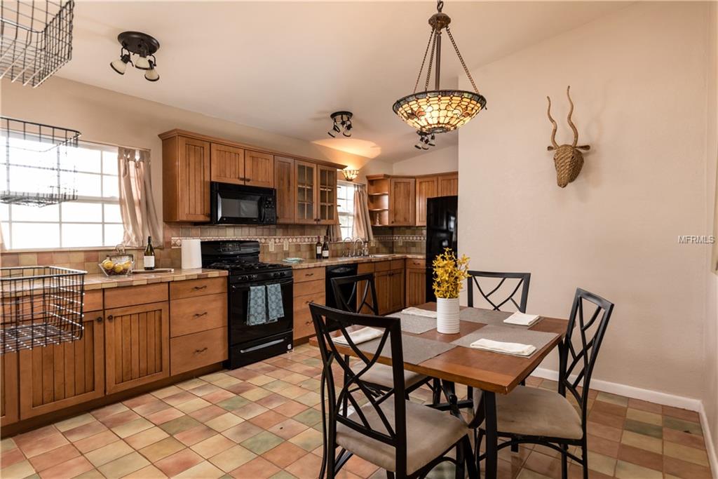 181 78TH AVENUE N, ST PETERSBURG, Florida 33702, 2 Bedrooms Bedrooms, 4 Rooms Rooms,2 BathroomsBathrooms,Residential,For sale,78TH,U7847419