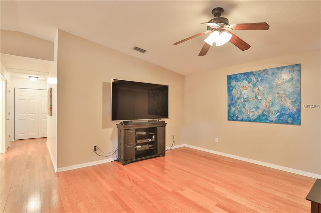 306 W CREST AVENUE, TAMPA, Florida 33603, 3 Bedrooms Bedrooms, 3 Rooms Rooms,2 BathroomsBathrooms,Residential,For sale,CREST,T2928604