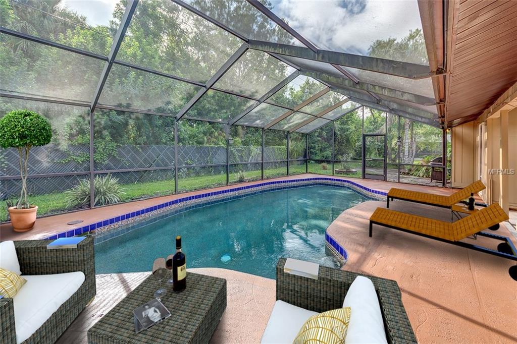 4565 CHARING CROSS ROAD, SARASOTA, Florida 34241, 4 Bedrooms Bedrooms, 3 Rooms Rooms,2 BathroomsBathrooms,Residential,For sale,CHARING CROSS,A4195101