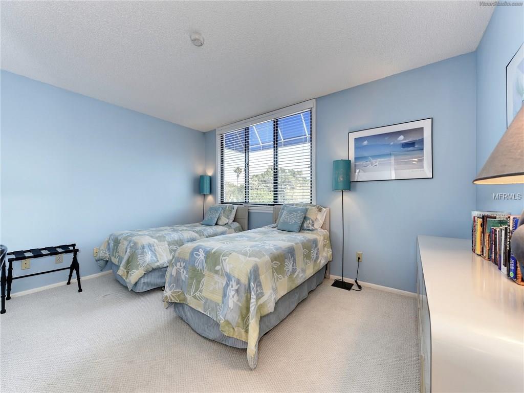 835 BAYPORT WAY, LONGBOAT KEY, Florida 34228, 2 Bedrooms Bedrooms, 7 Rooms Rooms,2 BathroomsBathrooms,Residential,For sale,BAYPORT,A4197607