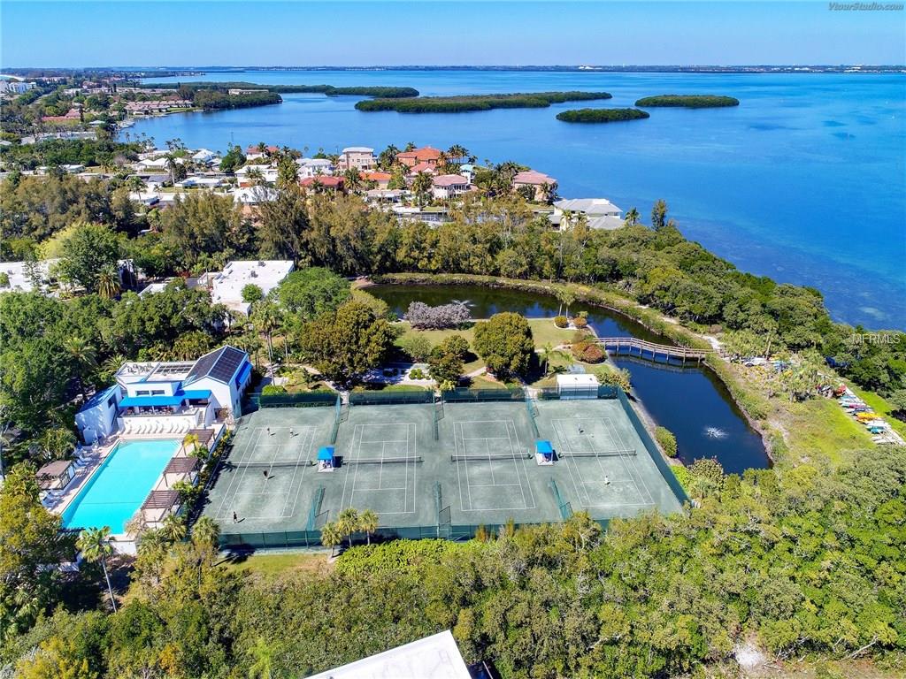 835 BAYPORT WAY, LONGBOAT KEY, Florida 34228, 2 Bedrooms Bedrooms, 7 Rooms Rooms,2 BathroomsBathrooms,Residential,For sale,BAYPORT,A4197607