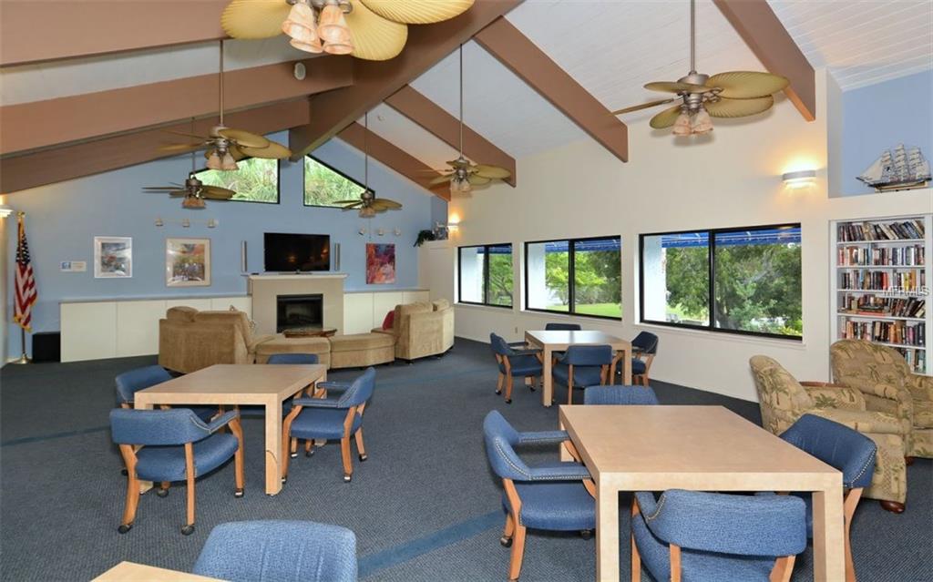 835 BAYPORT WAY, LONGBOAT KEY, Florida 34228, 2 Bedrooms Bedrooms, 7 Rooms Rooms,2 BathroomsBathrooms,Residential,For sale,BAYPORT,A4197607