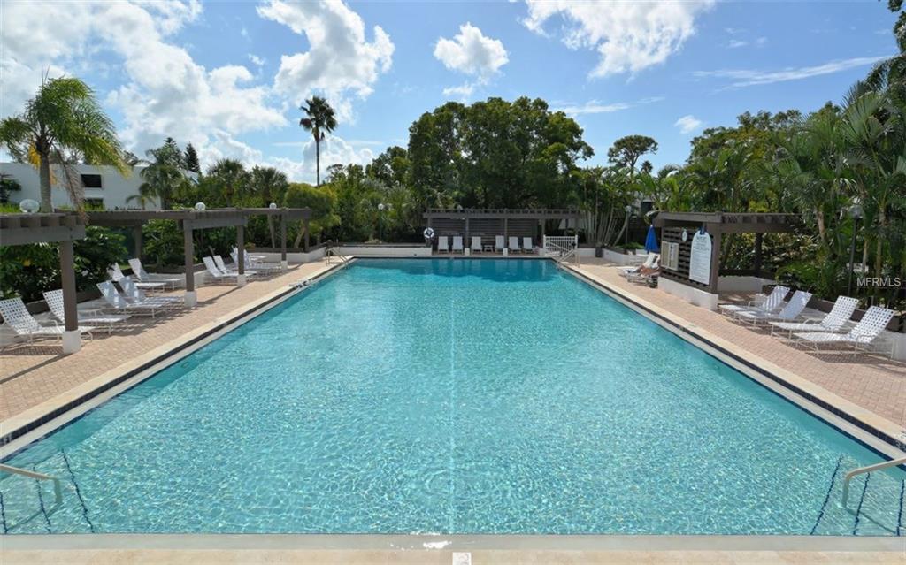 835 BAYPORT WAY, LONGBOAT KEY, Florida 34228, 2 Bedrooms Bedrooms, 7 Rooms Rooms,2 BathroomsBathrooms,Residential,For sale,BAYPORT,A4197607
