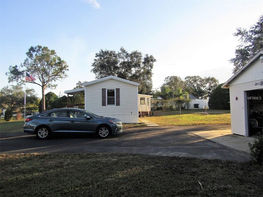 4101 ROLLING HILLS COURT E, LAKE WALES, Florida 33898, 2 Bedrooms Bedrooms, 5 Rooms Rooms,1 BathroomBathrooms,Residential,For sale,ROLLING HILLS,P4718239