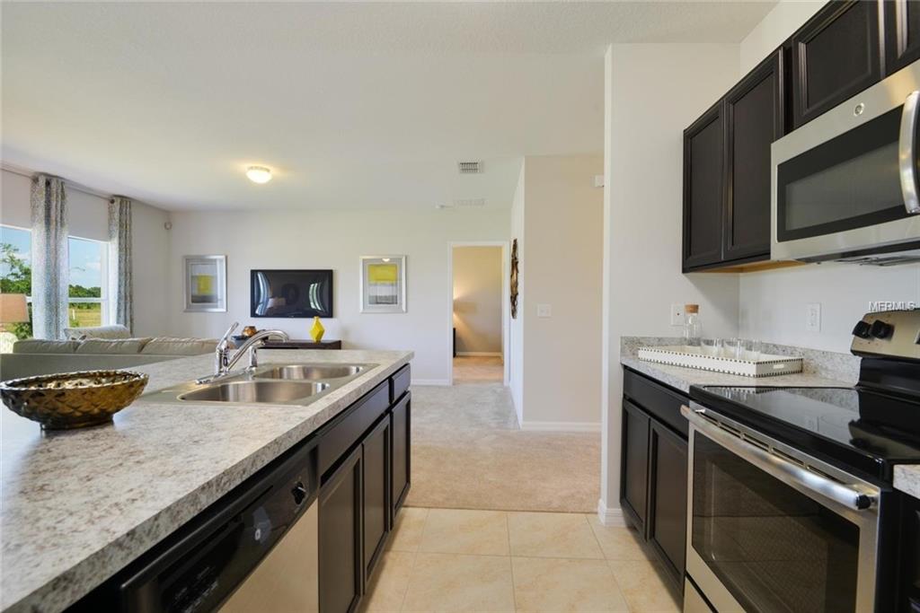 537 LUCERNE BOULEVARD, WINTER HAVEN, Florida 33881, 3 Bedrooms Bedrooms, 7 Rooms Rooms,2 BathroomsBathrooms,Residential,For sale,LUCERNE,W7636740