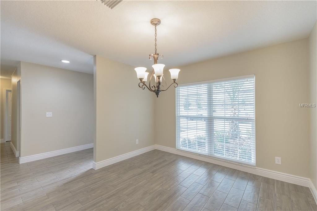 4002 BRIARLAKE DRIVE, VALRICO, Florida 33596, 4 Bedrooms Bedrooms, 6 Rooms Rooms,2 BathroomsBathrooms,Residential,For sale,BRIARLAKE,T2923286