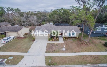 4002 BRIARLAKE DRIVE, VALRICO, Florida 33596, 4 Bedrooms Bedrooms, 6 Rooms Rooms,2 BathroomsBathrooms,Residential,For sale,BRIARLAKE,T2923286