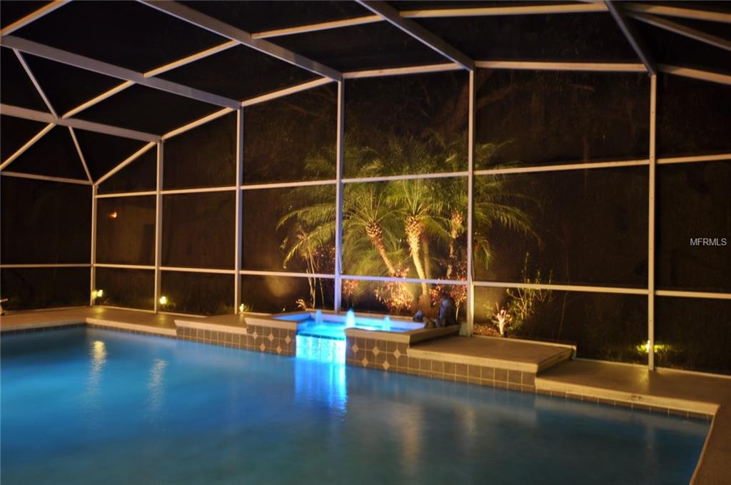 130 PINEWOOD COURT, DAVENPORT, Florida 33896, 3 Bedrooms Bedrooms, 9 Rooms Rooms,3 BathroomsBathrooms,Residential,For sale,PINEWOOD,O5558388