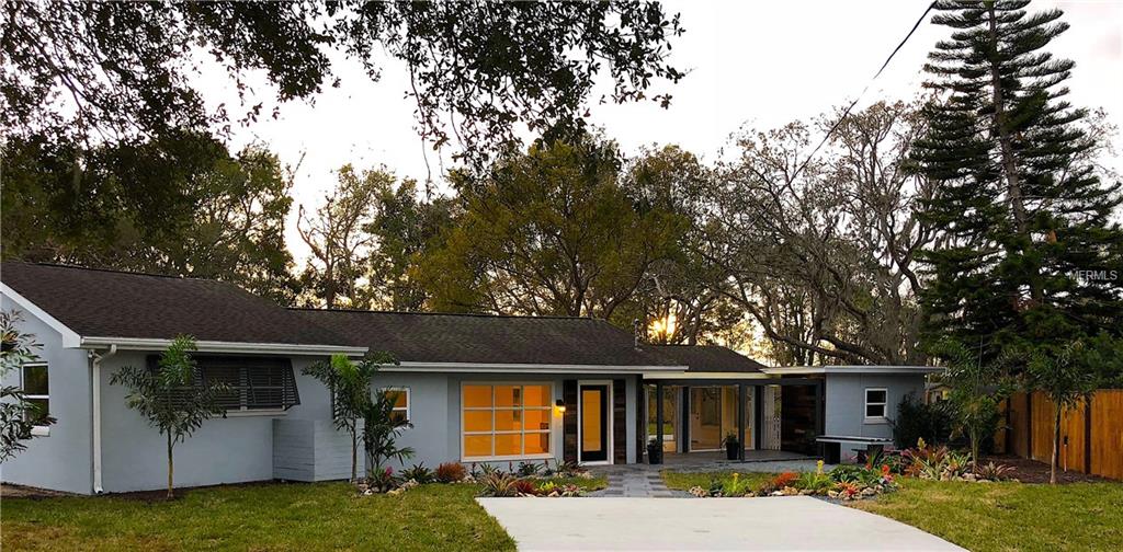 1750 BLACKWOOD AVENUE, GOTHA, Florida 34734, 3 Bedrooms Bedrooms, 12 Rooms Rooms,2 BathroomsBathrooms,Residential,For sale,BLACKWOOD,O5559176