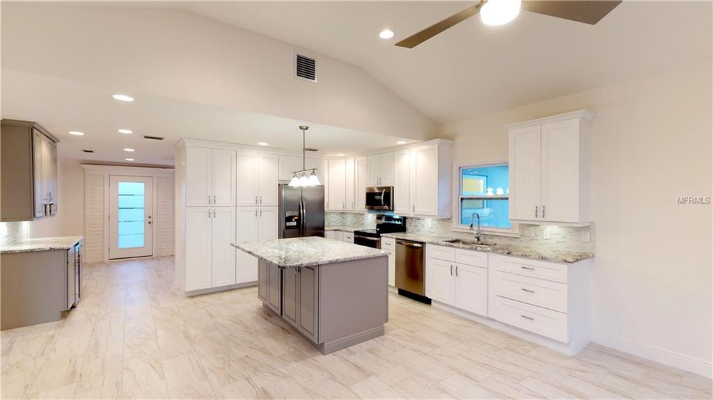 1750 BLACKWOOD AVENUE, GOTHA, Florida 34734, 3 Bedrooms Bedrooms, 12 Rooms Rooms,2 BathroomsBathrooms,Residential,For sale,BLACKWOOD,O5559176