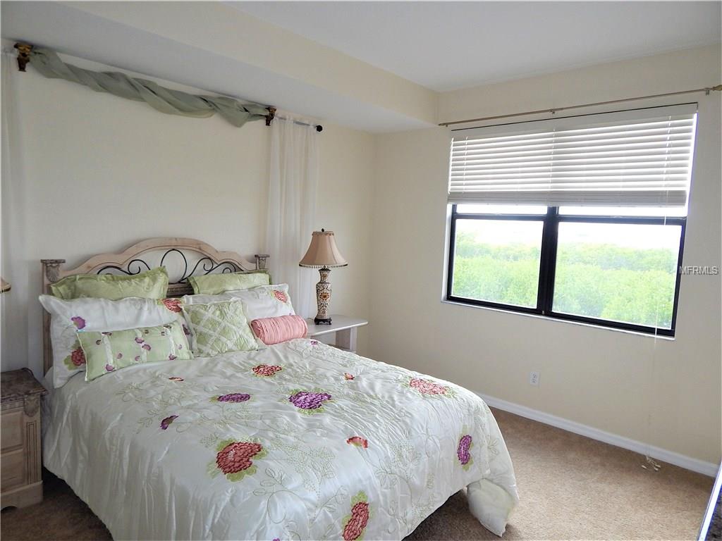 900 E MARION AVENUE, PUNTA GORDA, Florida 33950, 3 Bedrooms Bedrooms, 6 Rooms Rooms,2 BathroomsBathrooms,Residential,For sale,MARION,C7248610