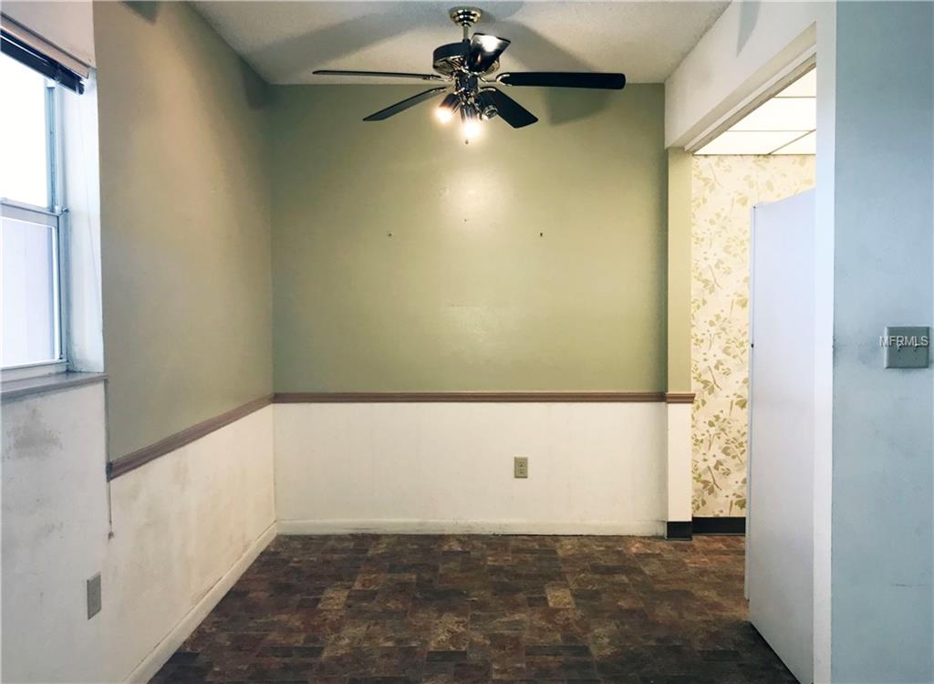 209 LINCOLN CIRCLE N, ST PETERSBURG, Florida 33702, 2 Bedrooms Bedrooms, 4 Rooms Rooms,1 BathroomBathrooms,Residential,For sale,LINCOLN,U7847037