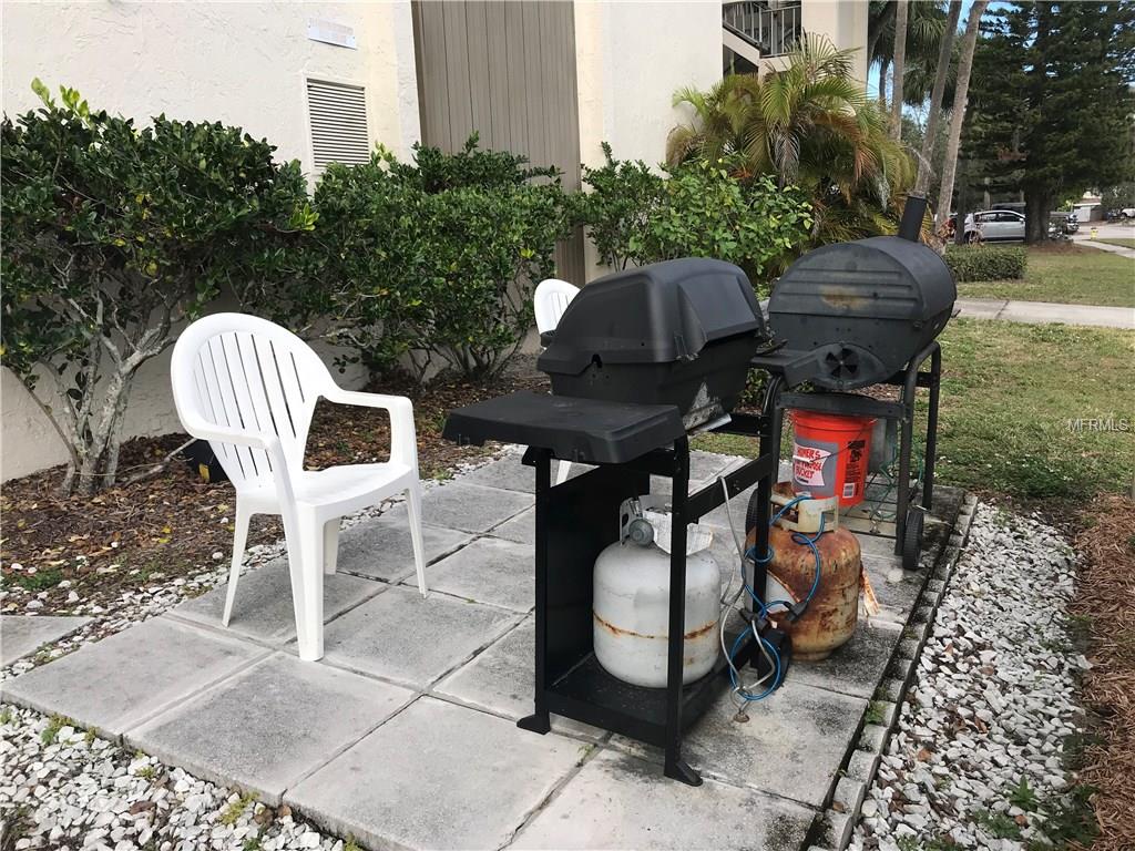 209 LINCOLN CIRCLE N, ST PETERSBURG, Florida 33702, 2 Bedrooms Bedrooms, 4 Rooms Rooms,1 BathroomBathrooms,Residential,For sale,LINCOLN,U7847037