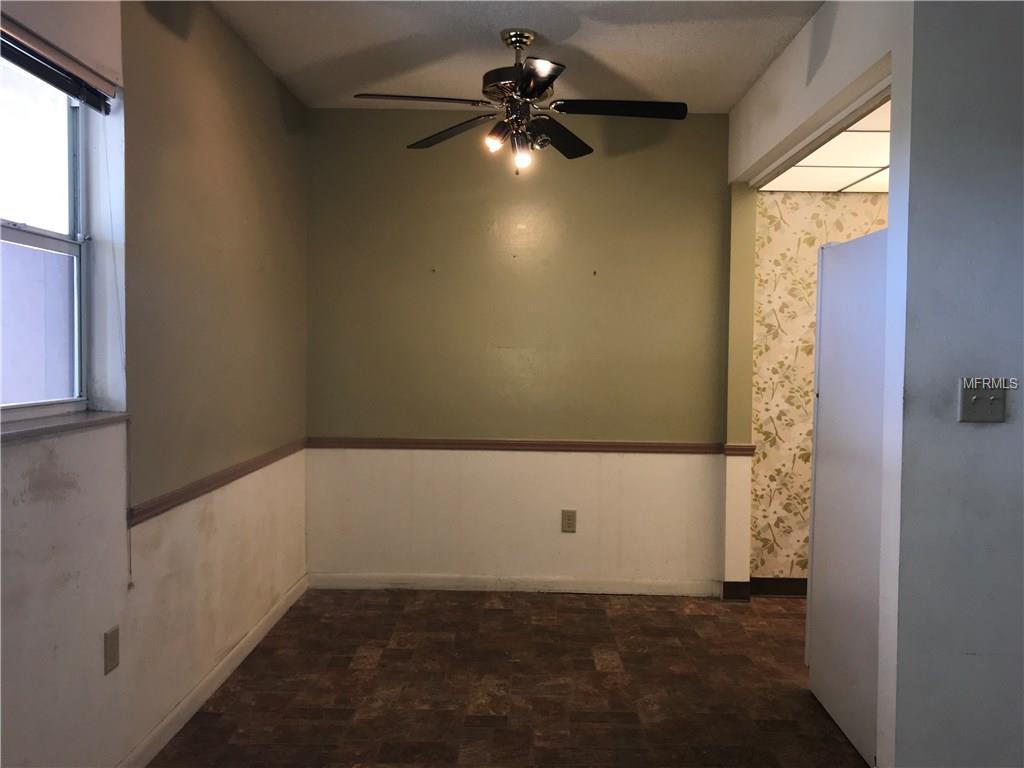 209 LINCOLN CIRCLE N, ST PETERSBURG, Florida 33702, 2 Bedrooms Bedrooms, 4 Rooms Rooms,1 BathroomBathrooms,Residential,For sale,LINCOLN,U7847037