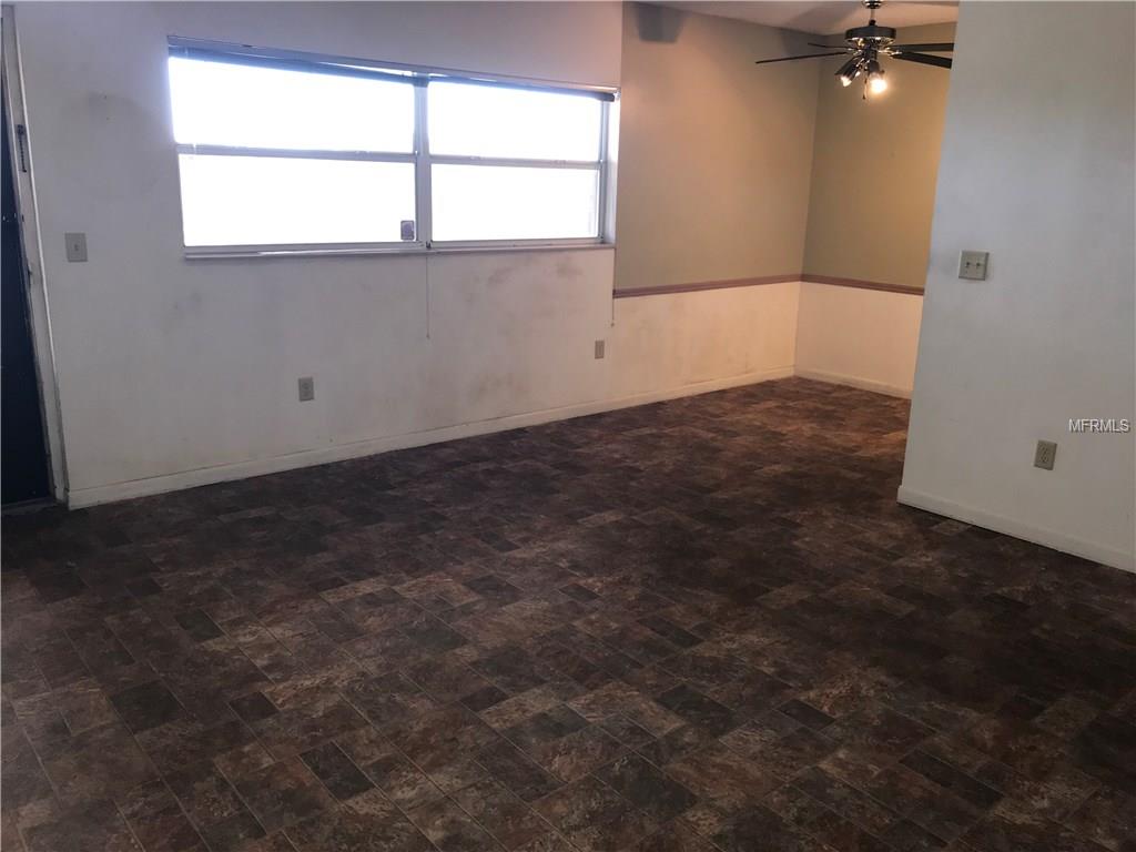 209 LINCOLN CIRCLE N, ST PETERSBURG, Florida 33702, 2 Bedrooms Bedrooms, 4 Rooms Rooms,1 BathroomBathrooms,Residential,For sale,LINCOLN,U7847037