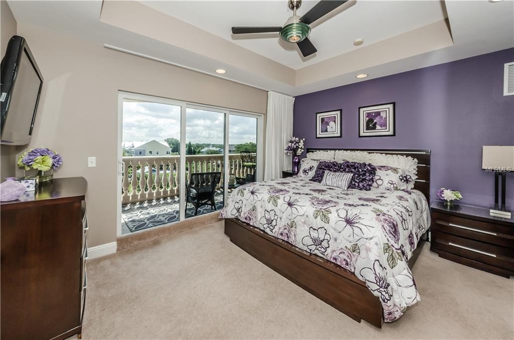 604 GULF BOULEVARD, INDIAN ROCKS BEACH, Florida 33785, 3 Bedrooms Bedrooms, 8 Rooms Rooms,3 BathroomsBathrooms,Residential,For sale,GULF,U7847206