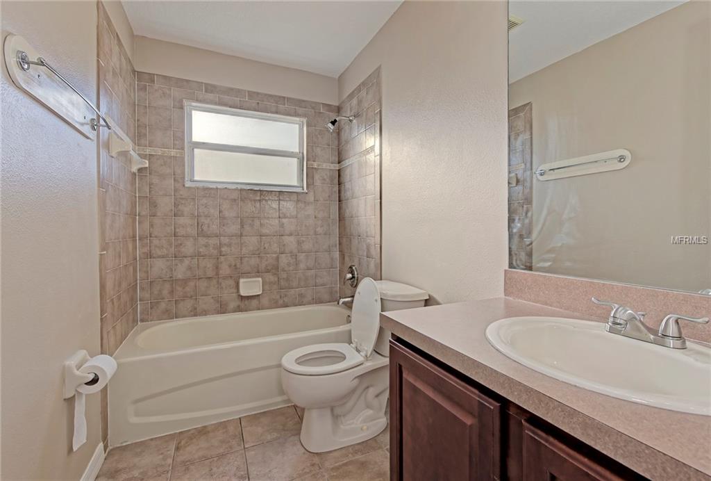 8143 TAR HOLLOW DRIVE, GIBSONTON, Florida 33534, 6 Bedrooms Bedrooms, 3 Rooms Rooms,3 BathroomsBathrooms,Residential,For sale,TAR HOLLOW,T2928241