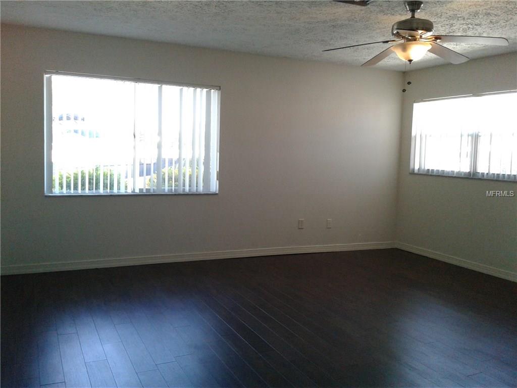 5024 ENSIGN LOOP, NEW PORT RICHEY, Florida 34652, 3 Bedrooms Bedrooms, 5 Rooms Rooms,2 BathroomsBathrooms,Residential,For sale,ENSIGN,U7830712