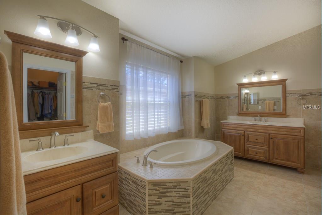 4737 CAYO COSTA PLACE, BRADENTON, Florida 34203, 4 Bedrooms Bedrooms, 8 Rooms Rooms,2 BathroomsBathrooms,Residential,For sale,CAYO COSTA,A4197608