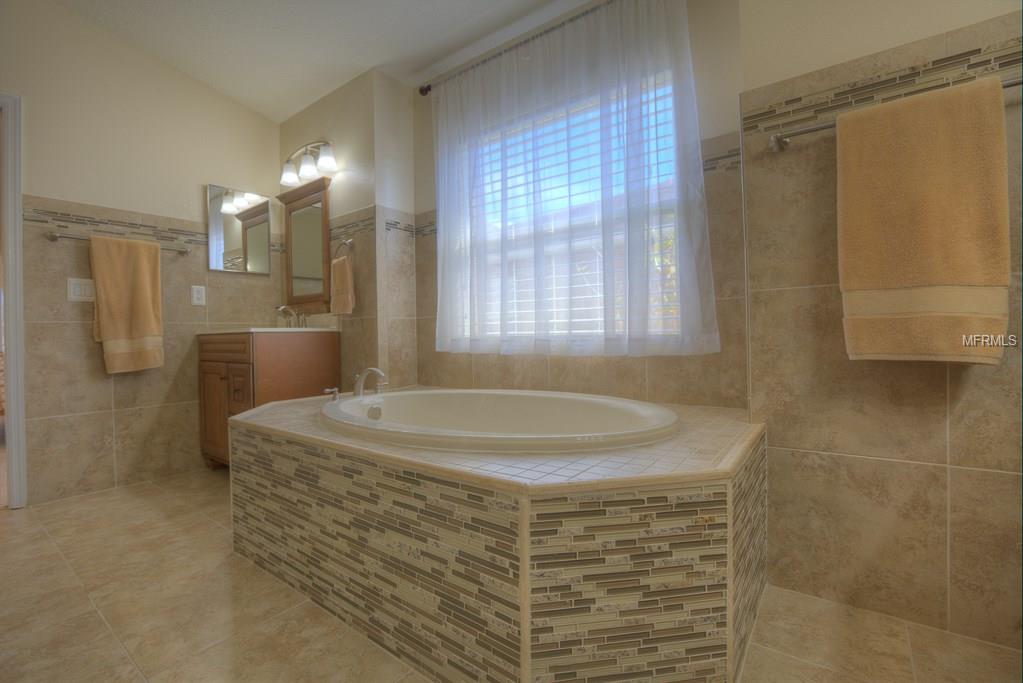 4737 CAYO COSTA PLACE, BRADENTON, Florida 34203, 4 Bedrooms Bedrooms, 8 Rooms Rooms,2 BathroomsBathrooms,Residential,For sale,CAYO COSTA,A4197608