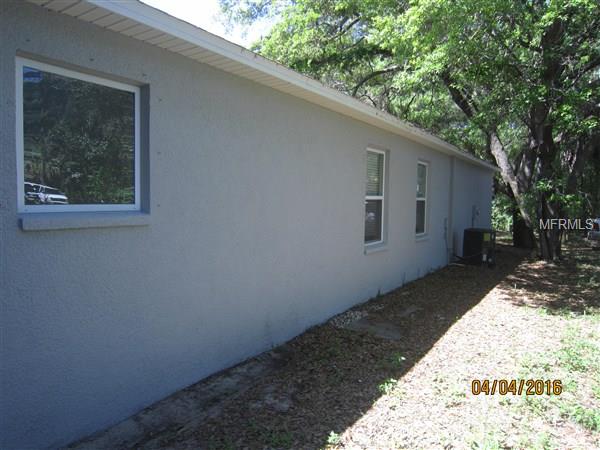 1654 POINSETTIA AVENUE, TARPON SPRINGS, Florida 34689, 3 Bedrooms Bedrooms, 3 Rooms Rooms,2 BathroomsBathrooms,Residential,For sale,POINSETTIA,O5548691