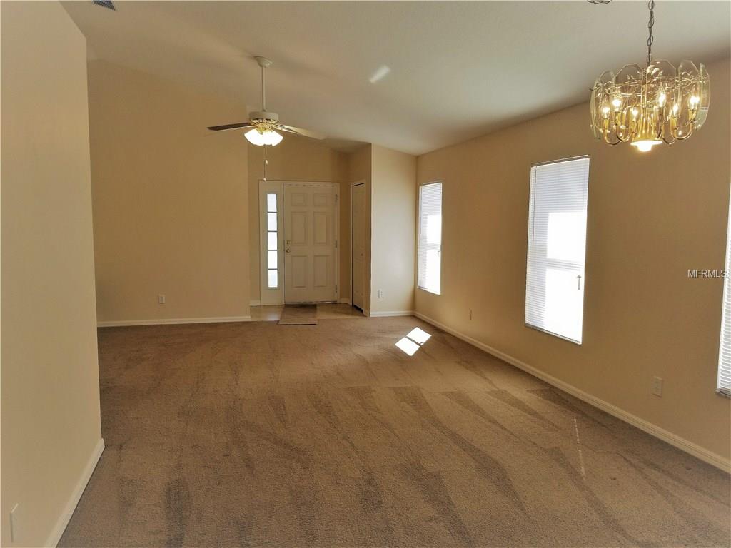 7435 OXFORD GARDEN CIRCLE, APOLLO BEACH, Florida 33572, 3 Bedrooms Bedrooms, 5 Rooms Rooms,2 BathroomsBathrooms,Residential,For sale,OXFORD GARDEN,T2924275