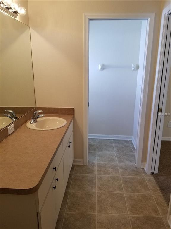 7435 OXFORD GARDEN CIRCLE, APOLLO BEACH, Florida 33572, 3 Bedrooms Bedrooms, 5 Rooms Rooms,2 BathroomsBathrooms,Residential,For sale,OXFORD GARDEN,T2924275