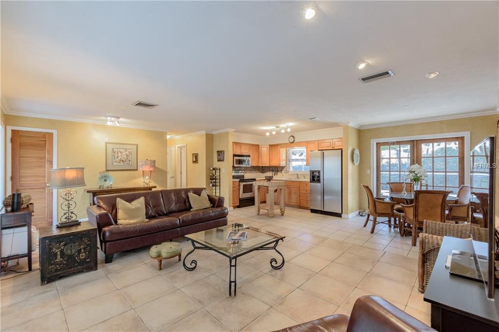 619 BOCA CIEGA ISLE DRIVE, ST PETE BEACH, Florida 33706, 2 Bedrooms Bedrooms, 5 Rooms Rooms,2 BathroomsBathrooms,Residential,For sale,BOCA CIEGA ISLE,U7845896