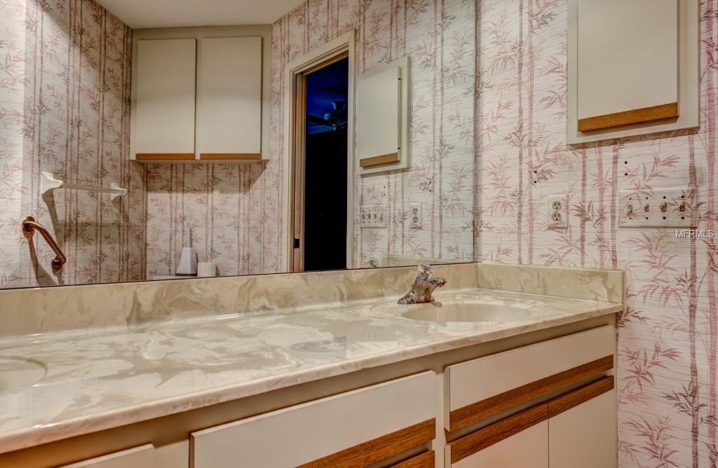 1631 COLUMBIA DRIVE, ENGLEWOOD, Florida 34223, 3 Bedrooms Bedrooms, 8 Rooms Rooms,3 BathroomsBathrooms,Residential,For sale,COLUMBIA,A4208722