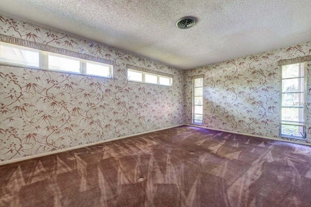 1631 COLUMBIA DRIVE, ENGLEWOOD, Florida 34223, 3 Bedrooms Bedrooms, 8 Rooms Rooms,3 BathroomsBathrooms,Residential,For sale,COLUMBIA,A4208722