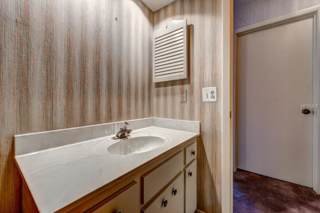 1631 COLUMBIA DRIVE, ENGLEWOOD, Florida 34223, 3 Bedrooms Bedrooms, 8 Rooms Rooms,3 BathroomsBathrooms,Residential,For sale,COLUMBIA,A4208722