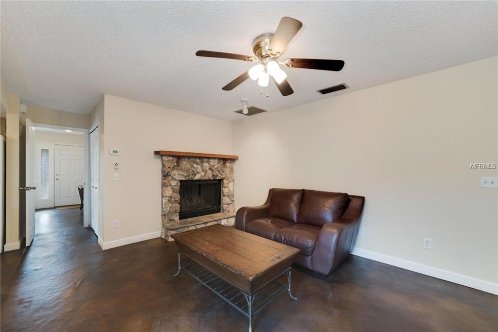 535 EAGLE CIRCLE, CASSELBERRY, Florida 32707, 4 Bedrooms Bedrooms, 7 Rooms Rooms,2 BathroomsBathrooms,Residential,For sale,EAGLE,O5560245