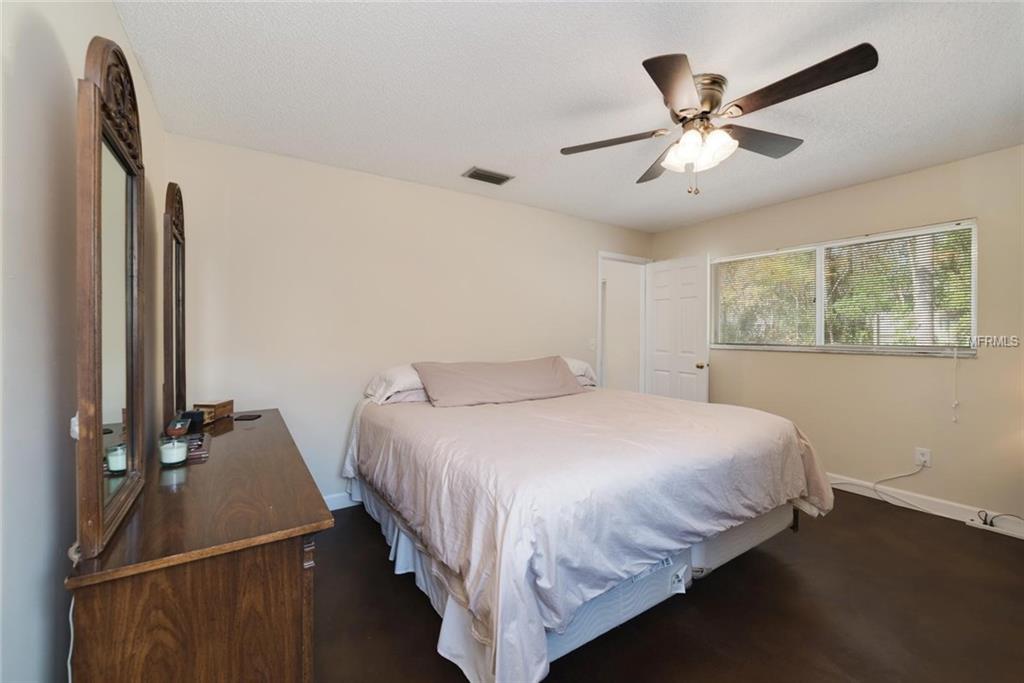 535 EAGLE CIRCLE, CASSELBERRY, Florida 32707, 4 Bedrooms Bedrooms, 7 Rooms Rooms,2 BathroomsBathrooms,Residential,For sale,EAGLE,O5560245