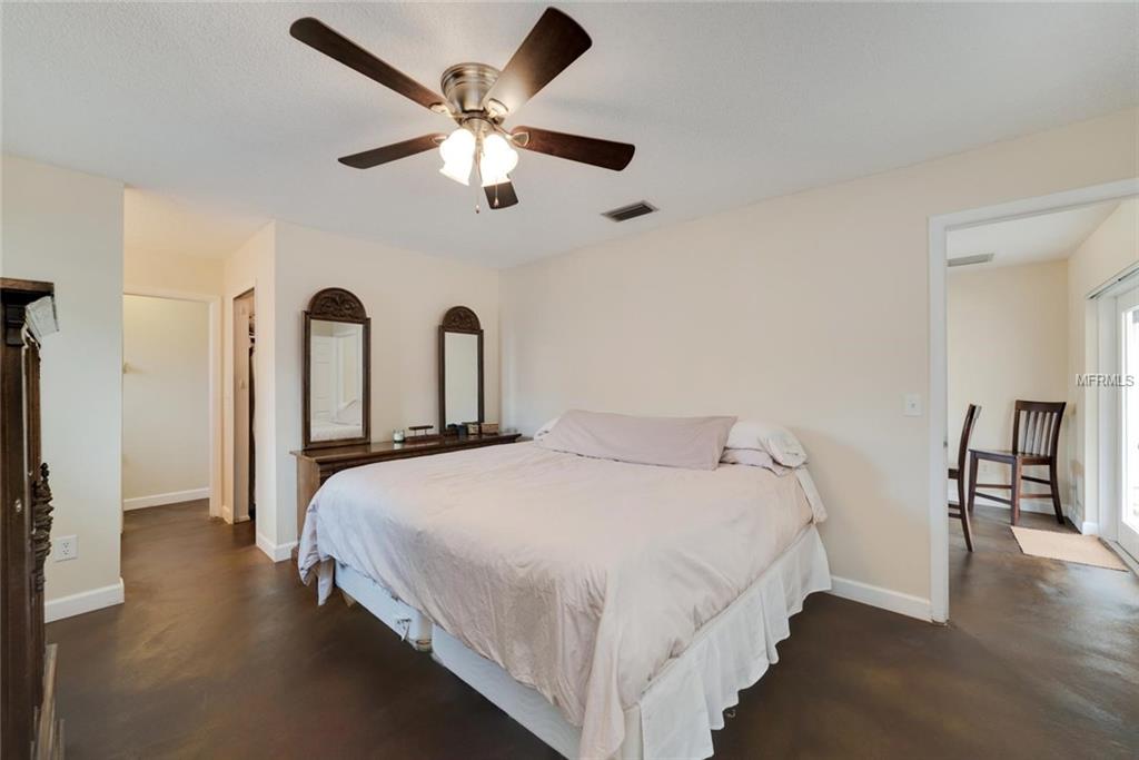 535 EAGLE CIRCLE, CASSELBERRY, Florida 32707, 4 Bedrooms Bedrooms, 7 Rooms Rooms,2 BathroomsBathrooms,Residential,For sale,EAGLE,O5560245