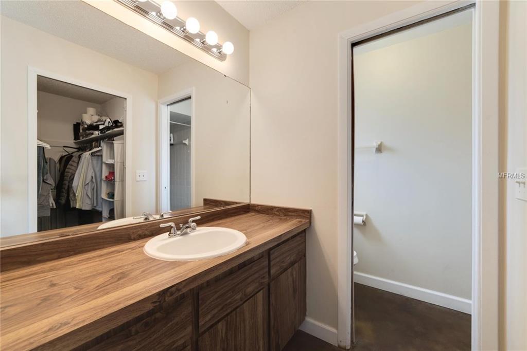 535 EAGLE CIRCLE, CASSELBERRY, Florida 32707, 4 Bedrooms Bedrooms, 7 Rooms Rooms,2 BathroomsBathrooms,Residential,For sale,EAGLE,O5560245