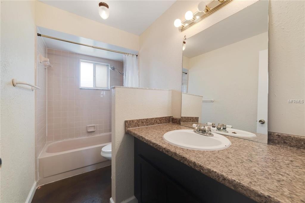 535 EAGLE CIRCLE, CASSELBERRY, Florida 32707, 4 Bedrooms Bedrooms, 7 Rooms Rooms,2 BathroomsBathrooms,Residential,For sale,EAGLE,O5560245