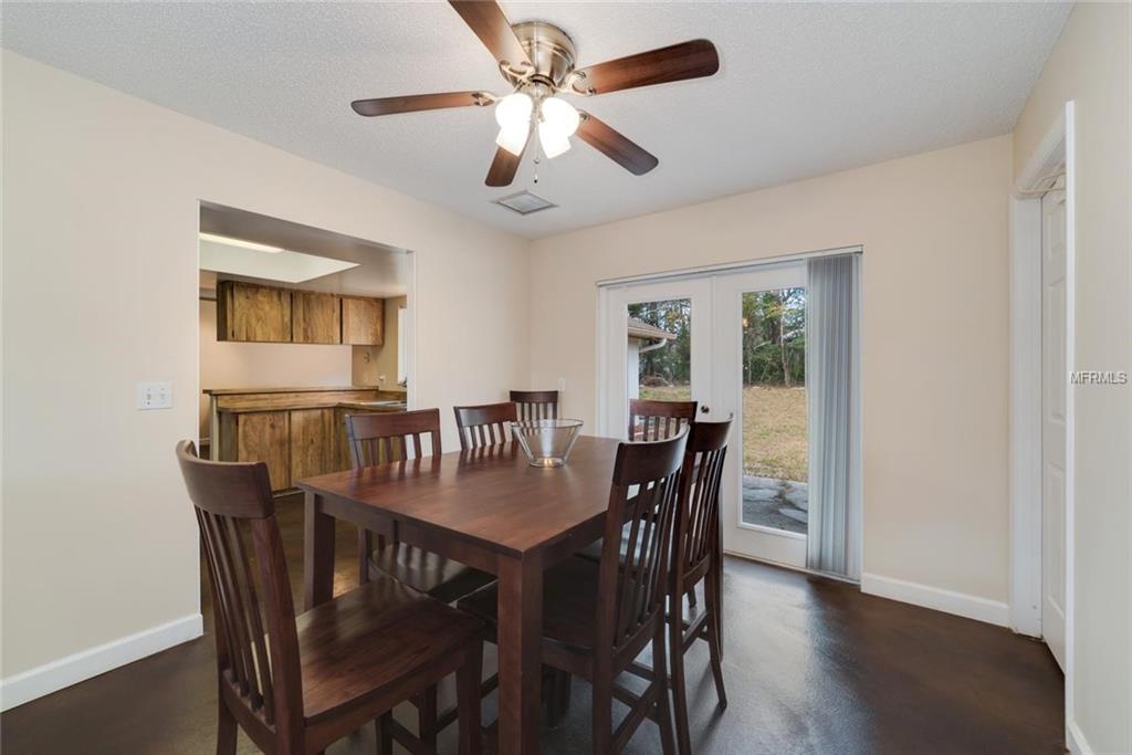 535 EAGLE CIRCLE, CASSELBERRY, Florida 32707, 4 Bedrooms Bedrooms, 7 Rooms Rooms,2 BathroomsBathrooms,Residential,For sale,EAGLE,O5560245