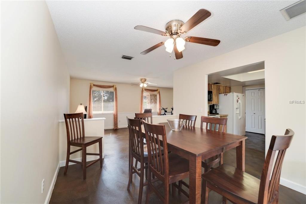 535 EAGLE CIRCLE, CASSELBERRY, Florida 32707, 4 Bedrooms Bedrooms, 7 Rooms Rooms,2 BathroomsBathrooms,Residential,For sale,EAGLE,O5560245