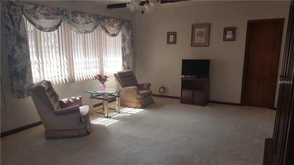 660 OLEANDER DRIVE SE, WINTER HAVEN, Florida 33880, 4 Bedrooms Bedrooms, 8 Rooms Rooms,1 BathroomBathrooms,Residential,For sale,OLEANDER,P4719060