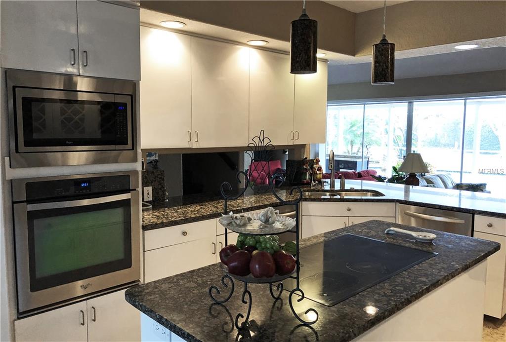 602 RED SAIL LANE, ALTAMONTE SPRINGS, Florida 32701, 4 Bedrooms Bedrooms, 7 Rooms Rooms,2 BathroomsBathrooms,Residential,For sale,RED SAIL,O5561987