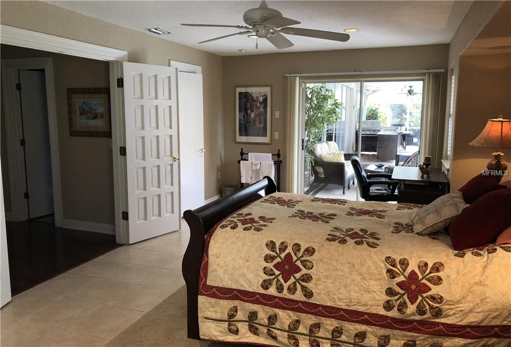 602 RED SAIL LANE, ALTAMONTE SPRINGS, Florida 32701, 4 Bedrooms Bedrooms, 7 Rooms Rooms,2 BathroomsBathrooms,Residential,For sale,RED SAIL,O5561987