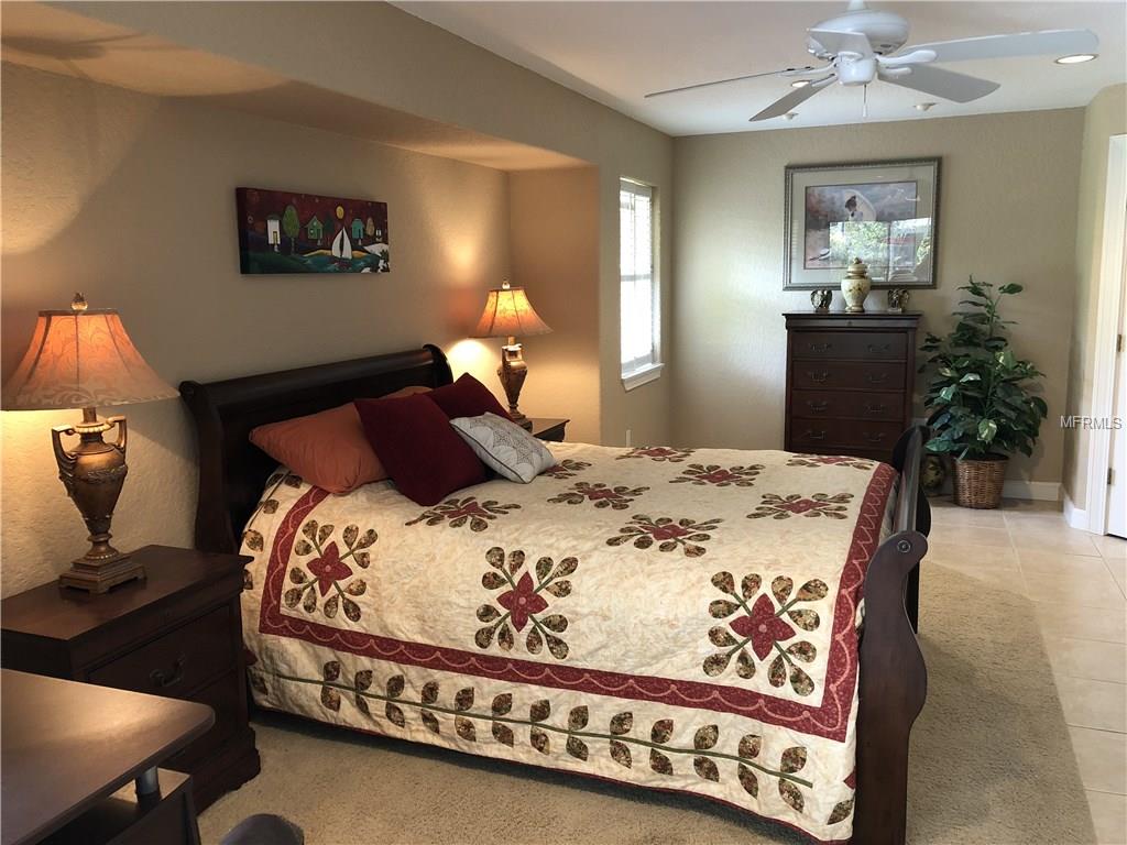 602 RED SAIL LANE, ALTAMONTE SPRINGS, Florida 32701, 4 Bedrooms Bedrooms, 7 Rooms Rooms,2 BathroomsBathrooms,Residential,For sale,RED SAIL,O5561987