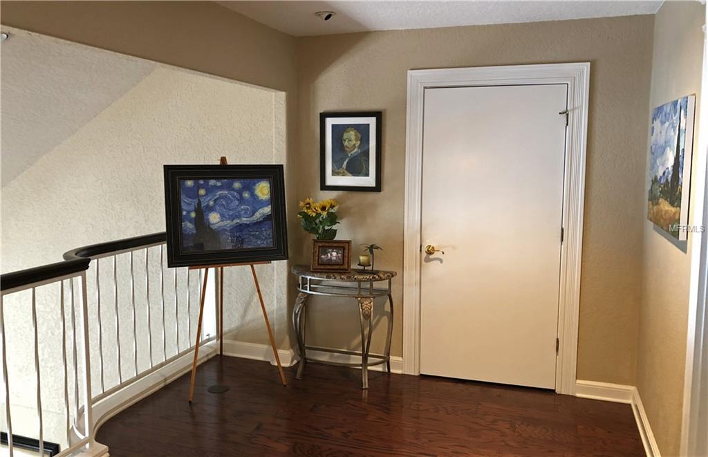 602 RED SAIL LANE, ALTAMONTE SPRINGS, Florida 32701, 4 Bedrooms Bedrooms, 7 Rooms Rooms,2 BathroomsBathrooms,Residential,For sale,RED SAIL,O5561987