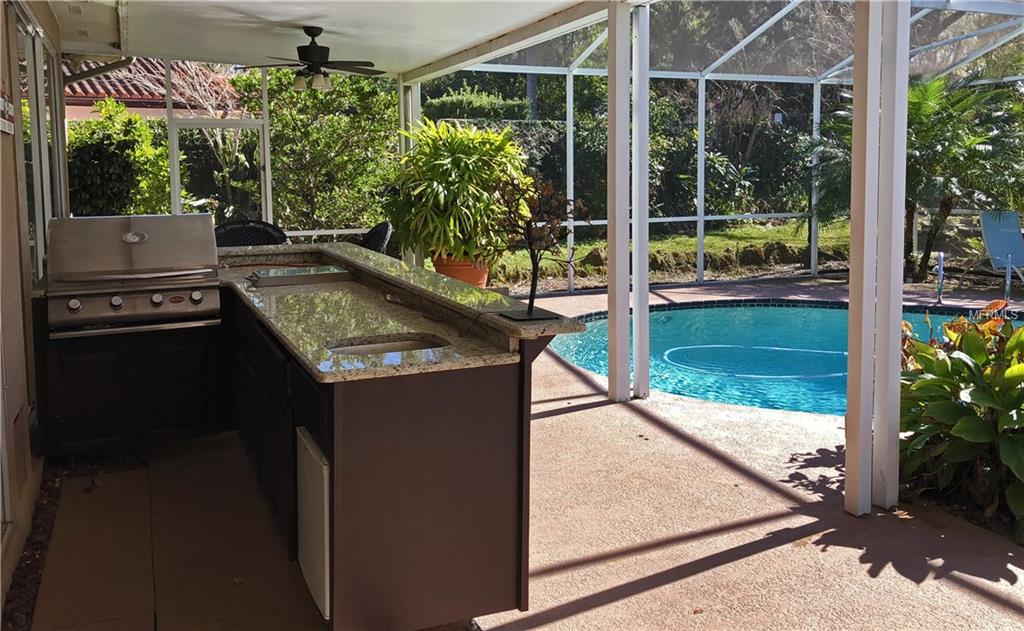 602 RED SAIL LANE, ALTAMONTE SPRINGS, Florida 32701, 4 Bedrooms Bedrooms, 7 Rooms Rooms,2 BathroomsBathrooms,Residential,For sale,RED SAIL,O5561987