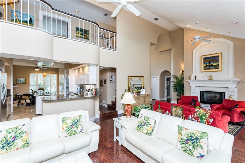 602 RED SAIL LANE, ALTAMONTE SPRINGS, Florida 32701, 4 Bedrooms Bedrooms, 7 Rooms Rooms,2 BathroomsBathrooms,Residential,For sale,RED SAIL,O5561987