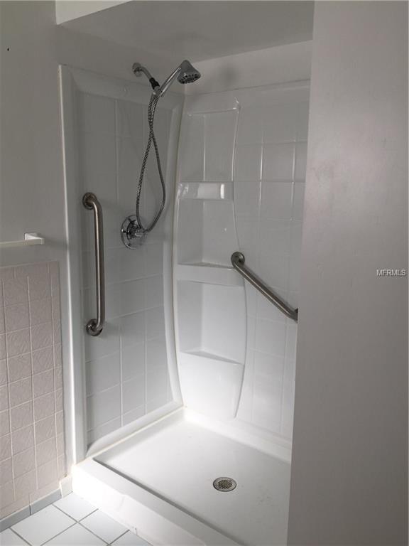 32 BOUGAINVILLEA DRIVE, DEBARY, Florida 32713, 2 Bedrooms Bedrooms, 6 Rooms Rooms,2 BathroomsBathrooms,Residential,For sale,BOUGAINVILLEA,V4721499