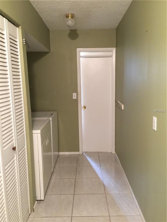 32 BOUGAINVILLEA DRIVE, DEBARY, Florida 32713, 2 Bedrooms Bedrooms, 6 Rooms Rooms,2 BathroomsBathrooms,Residential,For sale,BOUGAINVILLEA,V4721499