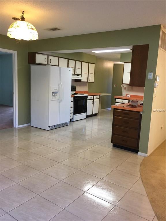 32 BOUGAINVILLEA DRIVE, DEBARY, Florida 32713, 2 Bedrooms Bedrooms, 6 Rooms Rooms,2 BathroomsBathrooms,Residential,For sale,BOUGAINVILLEA,V4721499