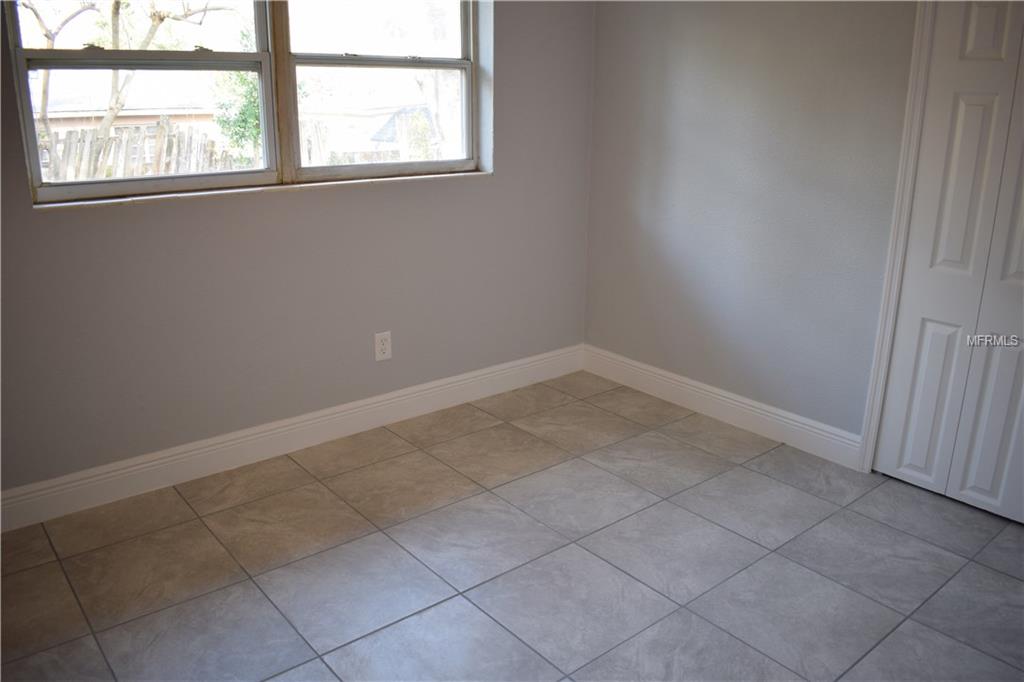 5213 PALISADES DRIVE, ORLANDO, Florida 32808, 3 Bedrooms Bedrooms, 6 Rooms Rooms,2 BathroomsBathrooms,Residential,For sale,PALISADES,O5557511